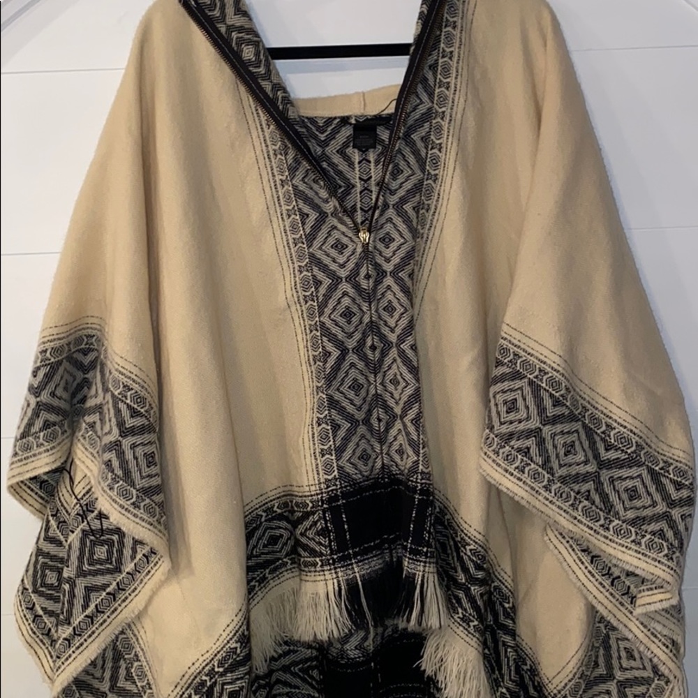 Steve Madden poncho